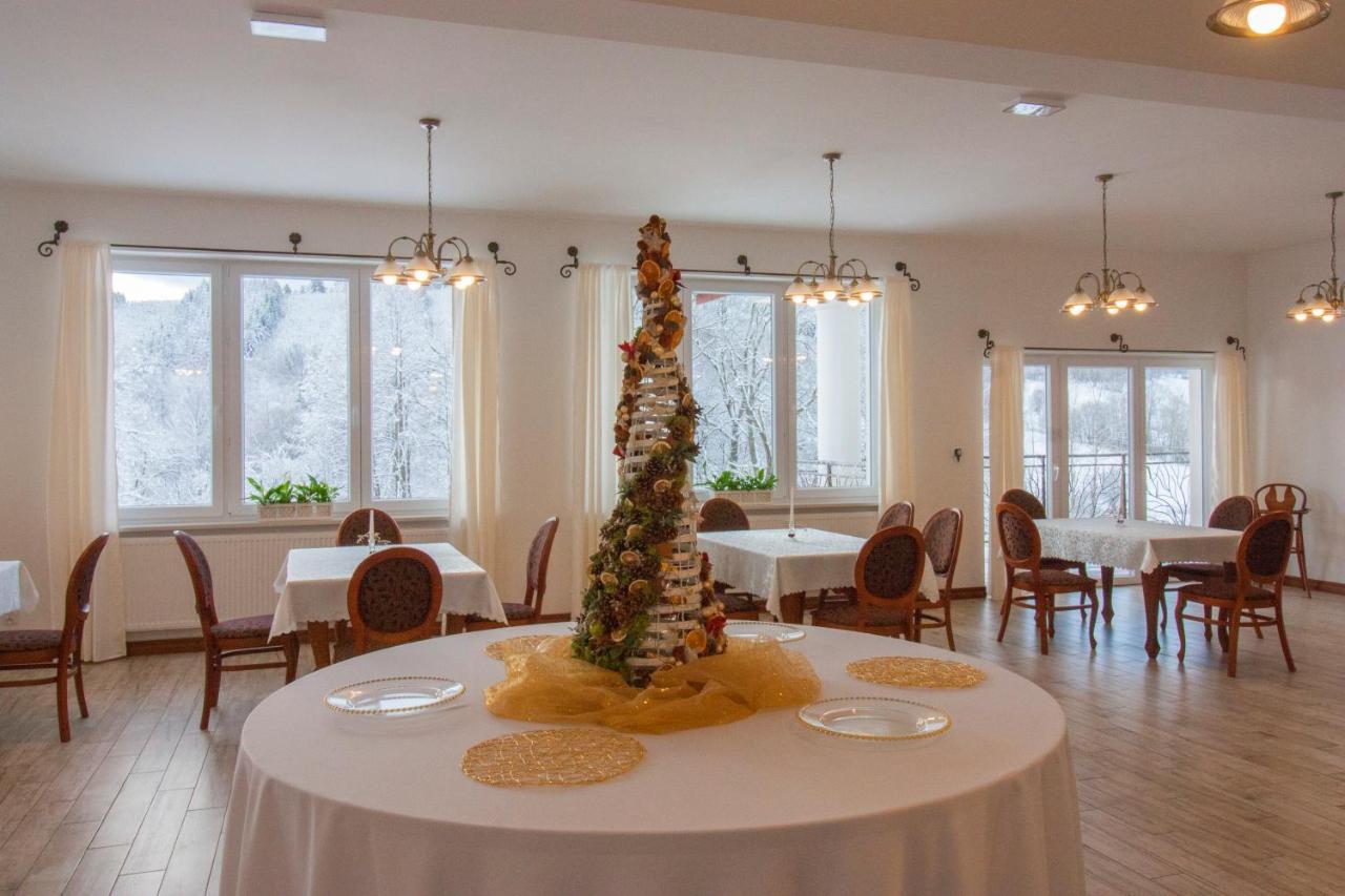 Dwor I Dworek Leszczowate Wellness & Spa Ustrzyki Dolne Luaran gambar