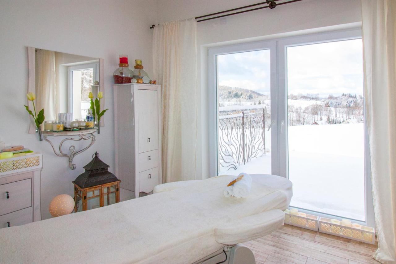 Dwor I Dworek Leszczowate Wellness & Spa Ustrzyki Dolne Luaran gambar