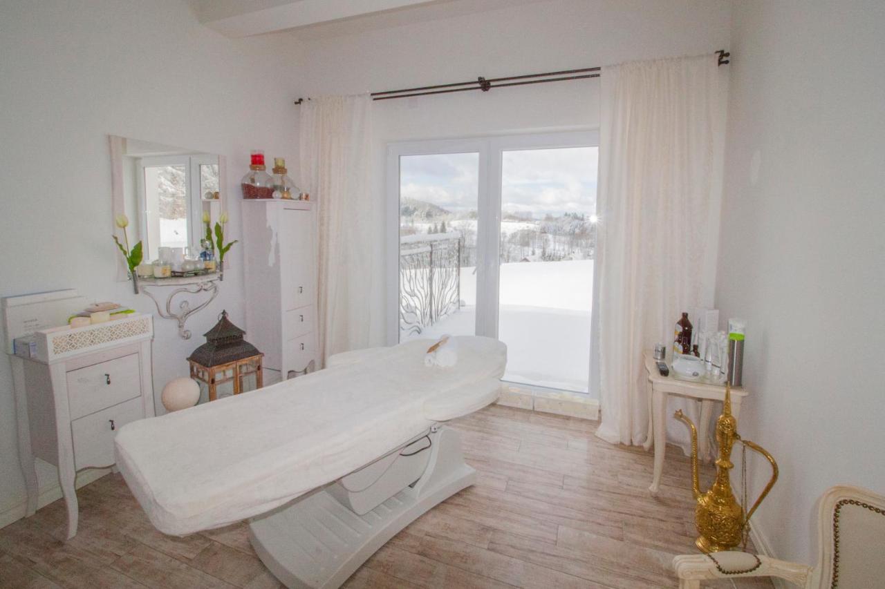 Dwor I Dworek Leszczowate Wellness & Spa Ustrzyki Dolne Luaran gambar