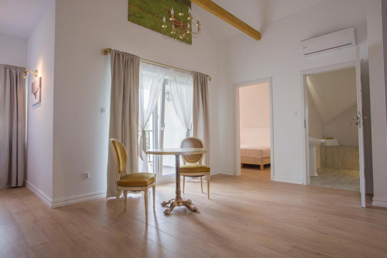 Dwor I Dworek Leszczowate Wellness & Spa Ustrzyki Dolne Luaran gambar