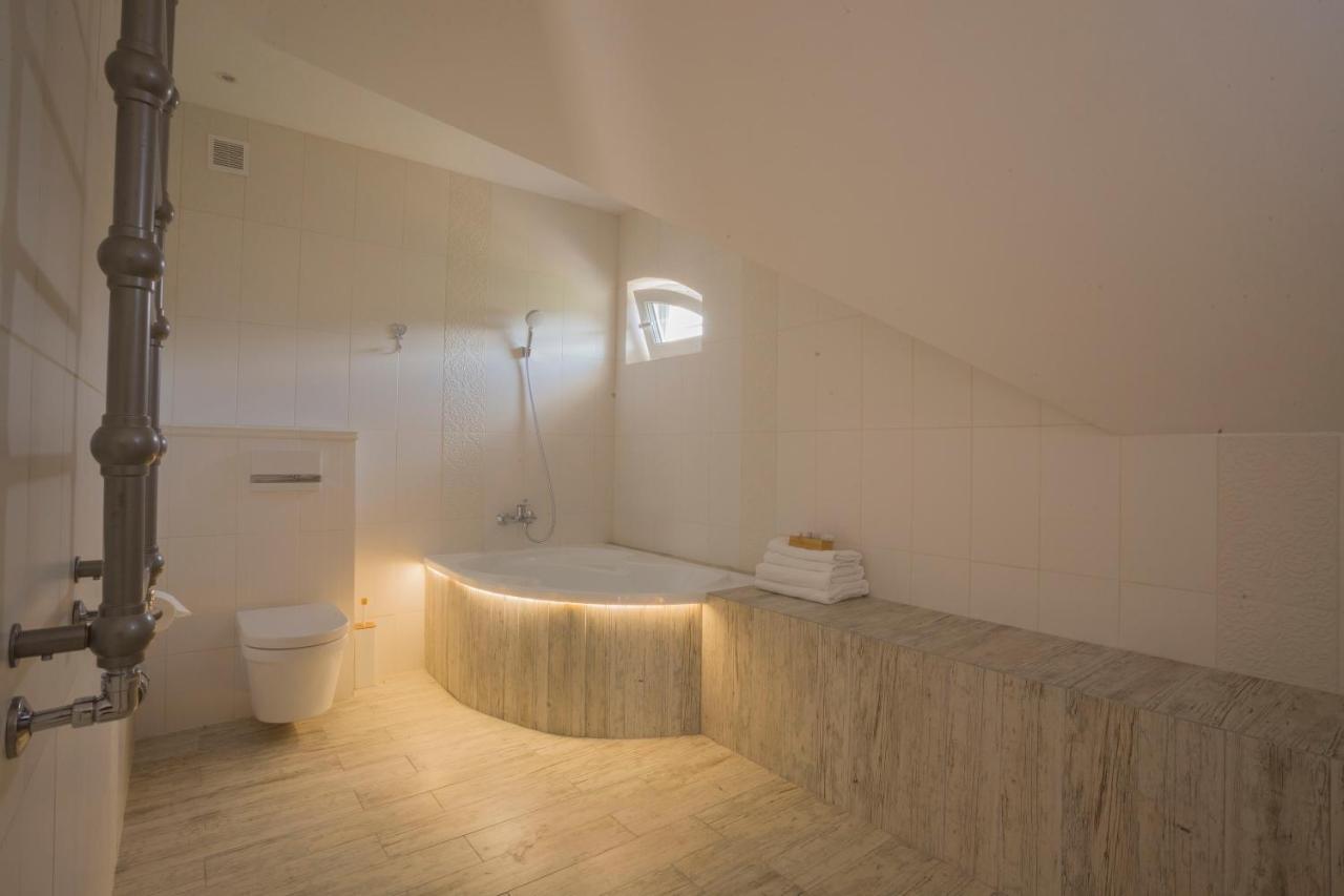 Dwor I Dworek Leszczowate Wellness & Spa Ustrzyki Dolne Luaran gambar
